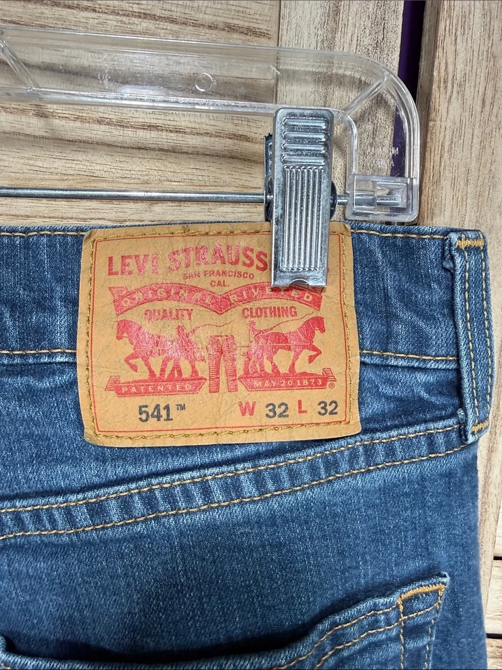 Levi's 541 Men's Classic Blue Straight-Leg Jeans Size 32x32